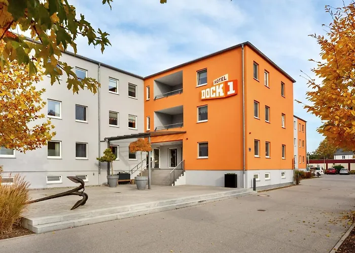 فندق Dock1 3*