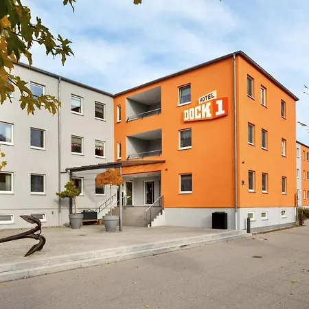 Otel Dock1 3*